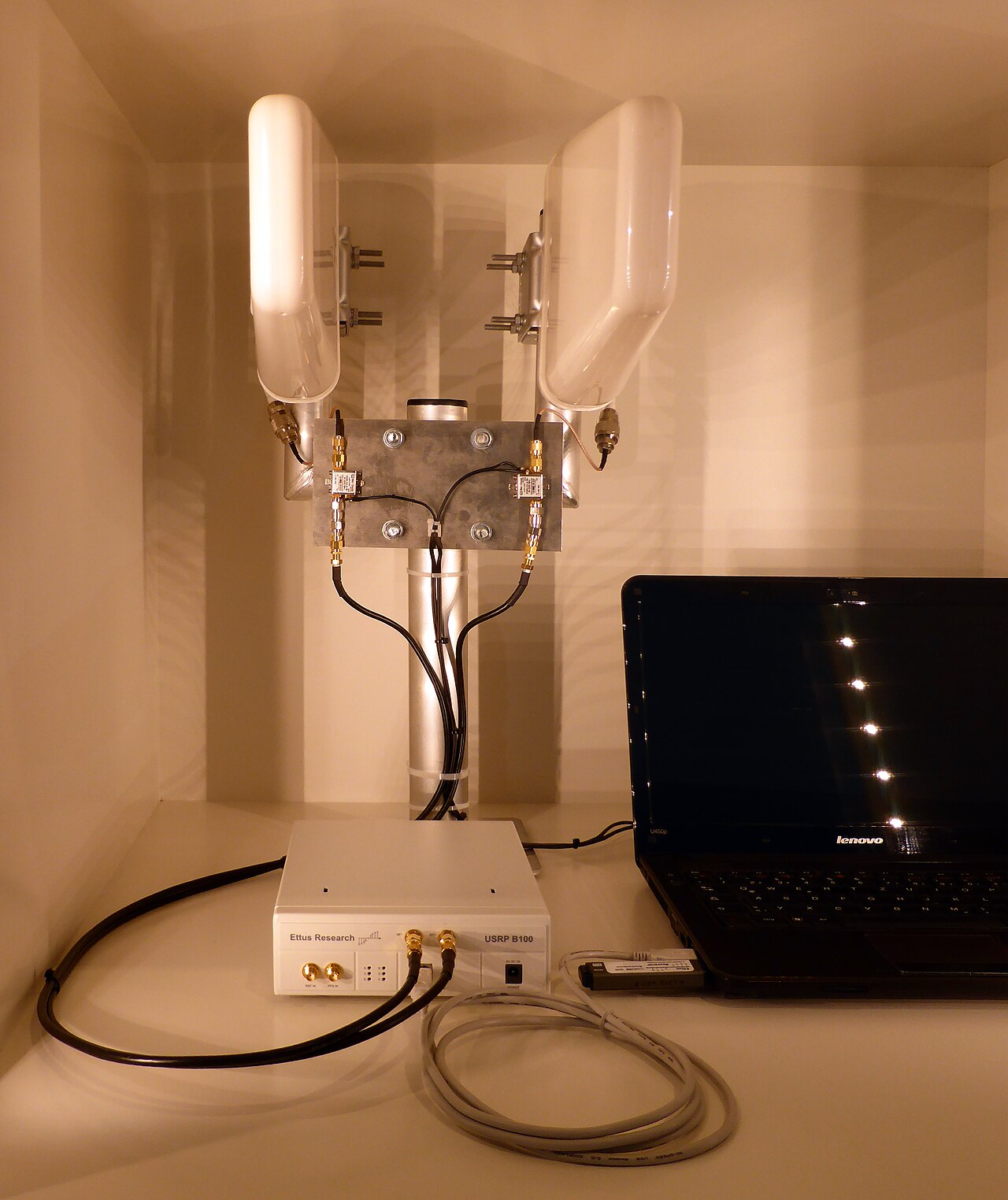 An IMSI-catcher / cell-site-simulator rig